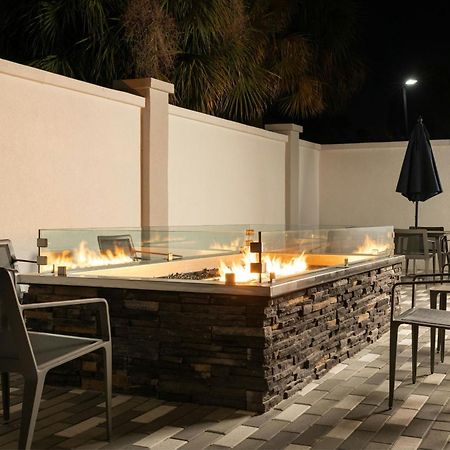 Courtyard By Marriott Gainesville Fl Exterior photo